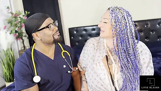 Хотвайф и шалуйф в доме