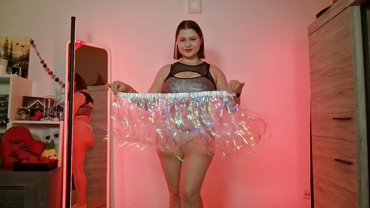 Kurviger Minirock Haul - Glänzendes Silber, Sparkly Tinsel, Transparent Blue Und Fluffy Tutu