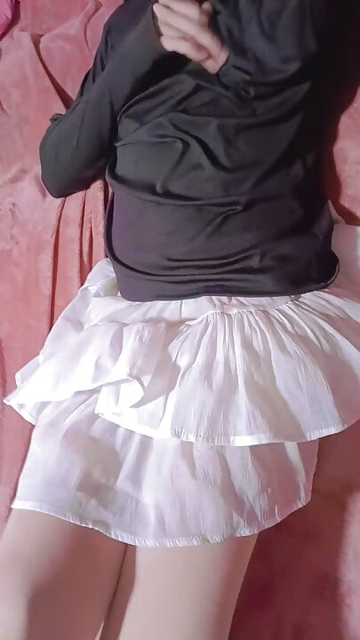 穿洋裝的偽娘呻吟聲