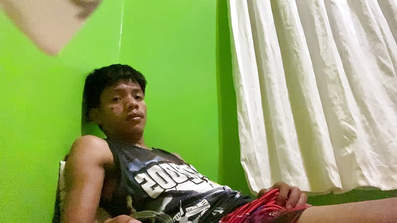 Filipino Twink Bedroom Jerk off Cumshot