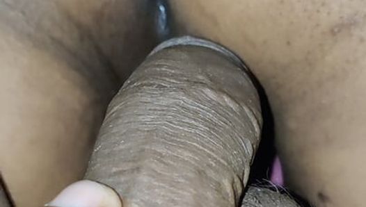 Primo video con una ragazza vergine - sesso a pecorina