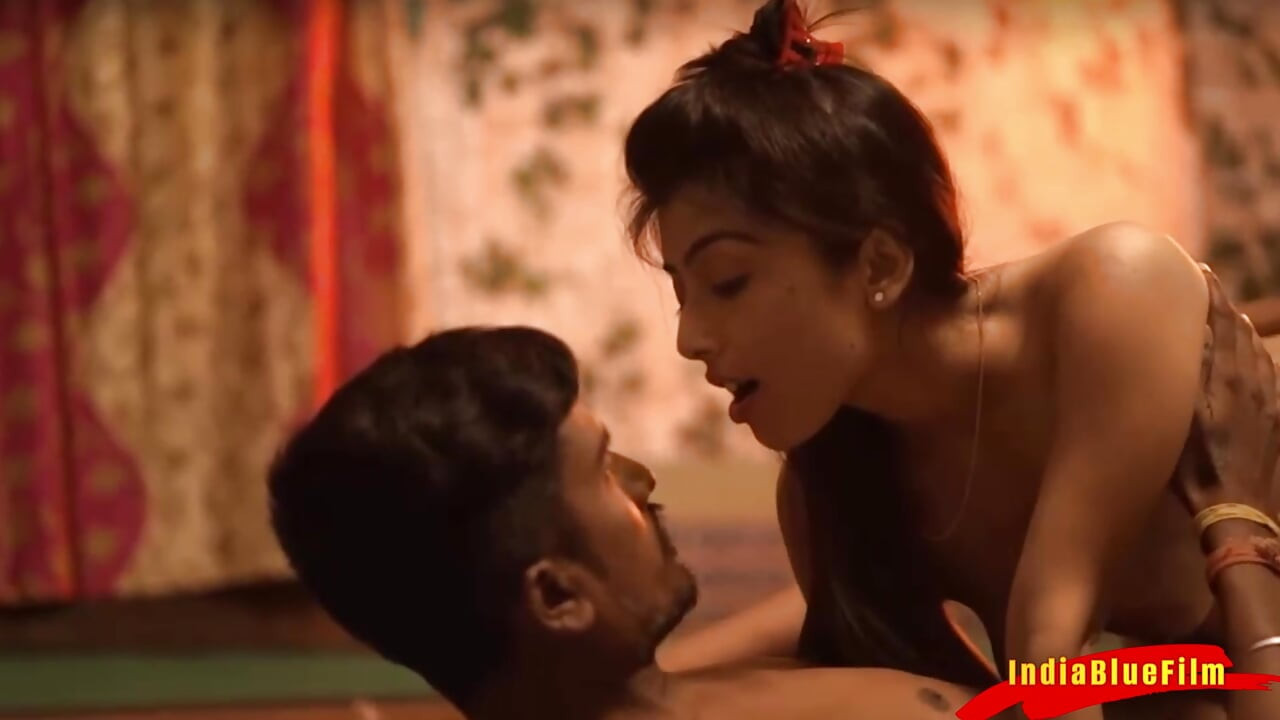 Burha sasur aur sexy bahu..
