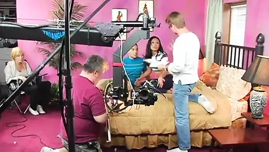 Parody Bros: Not the Bradys: Episode 1