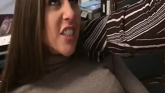 Горячая Office_Scene_2_Hot брюнетка с большой задницей занимается сексом со своим боссом в офисе