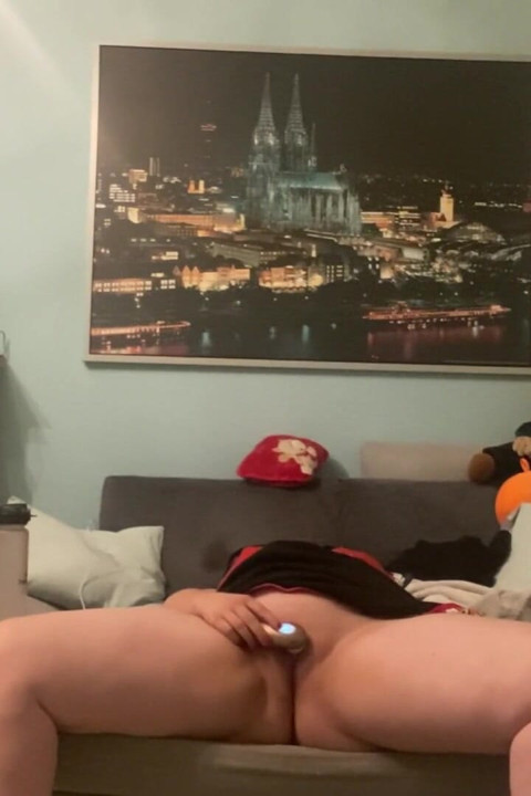 Amputee Costume tricks me to tripple masturbation