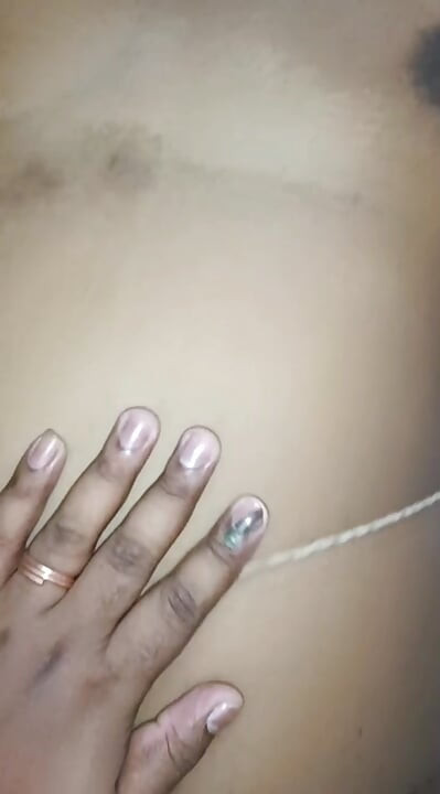 Kåta indiska Bhabhi desparate för hardcore sex med makens vän