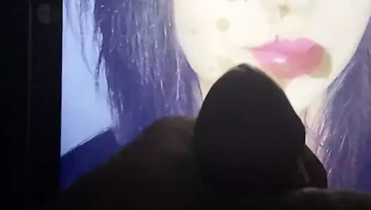 O beni çok kez boşalttı