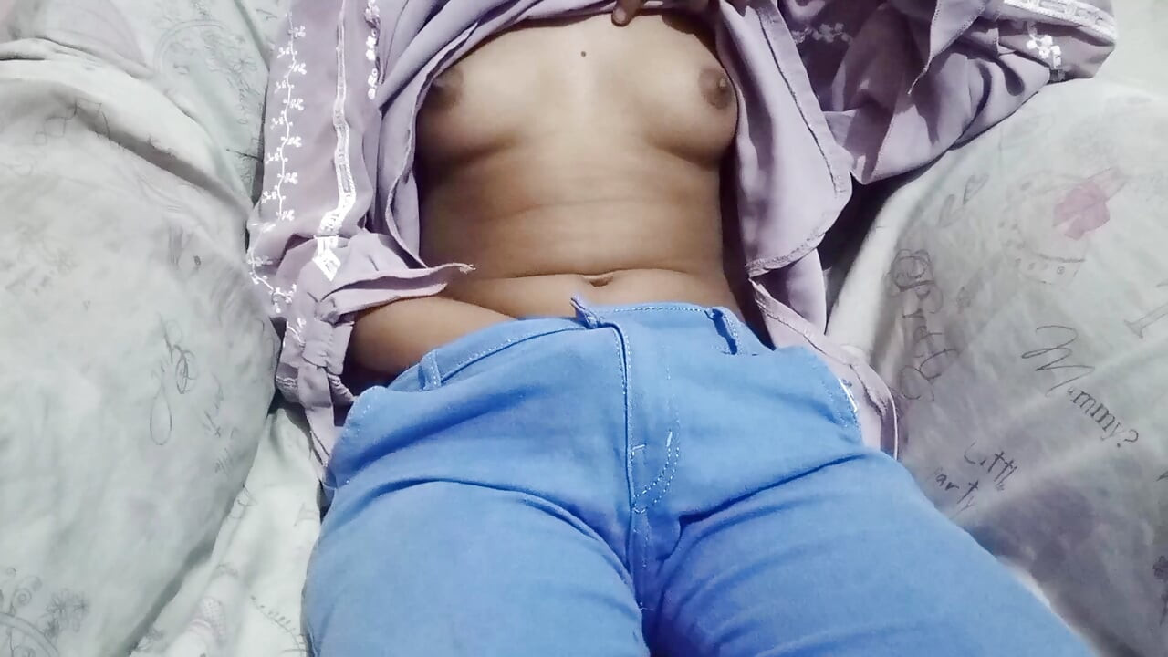 पाकिस्तानी गांव की लड़की सेक्सी वीडियो