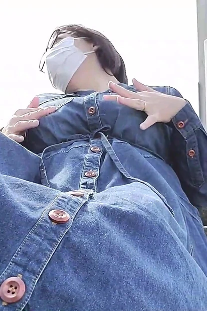 A Married Woman Gets Excited by Outdoor Masturbation