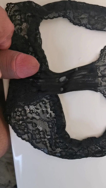 A quick cum in my wife's dirty panties...