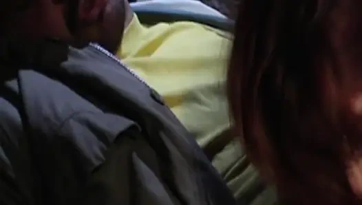 MILF Fickt Ihren Nachbarn