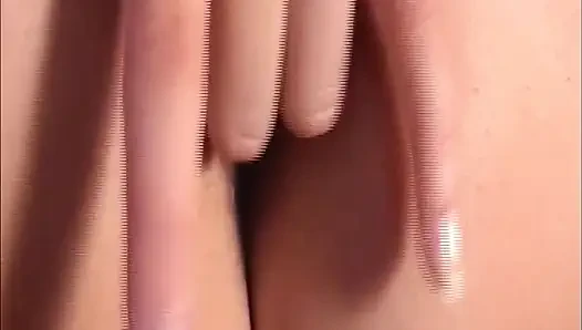 Cewek amatir rambut pirang nyepong kontol pakai dildo warna biru sebelum lanjut ngentot kontolnya