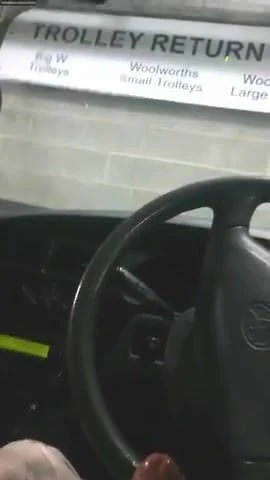 Sarvajnik parking men bi.je