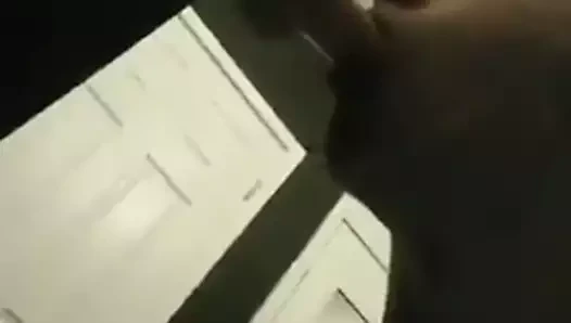 Leah mae oral seks uygulama