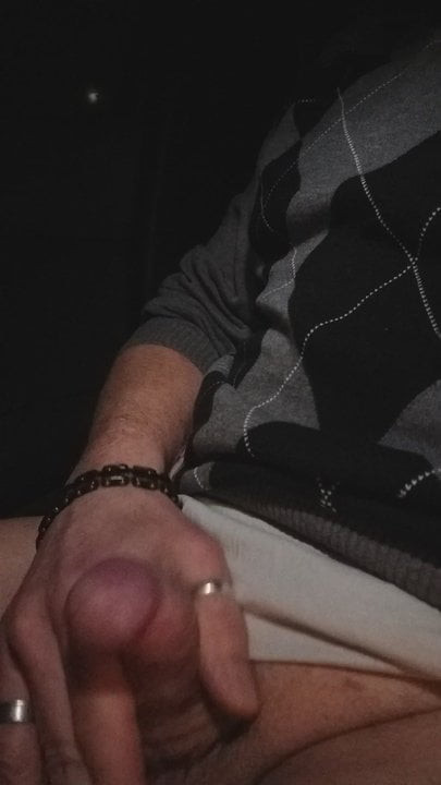 Wank in car