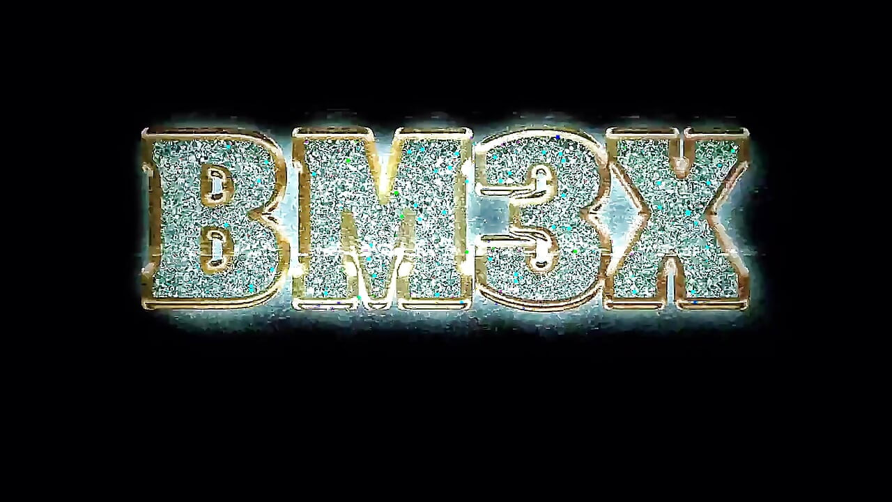 Bones Montana X Eva Lickable Lynn