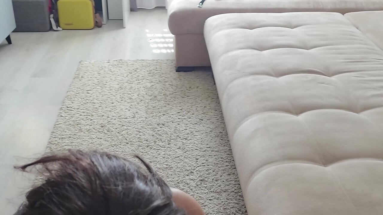 Novo trio bissexual MMF. Esposa convida escravo bissexual para seu marido Parte 2. Ep 31613