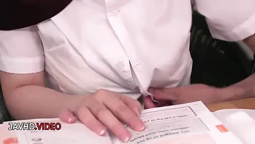 Минет азиатки приводит к интенсивной хардкорной встрече