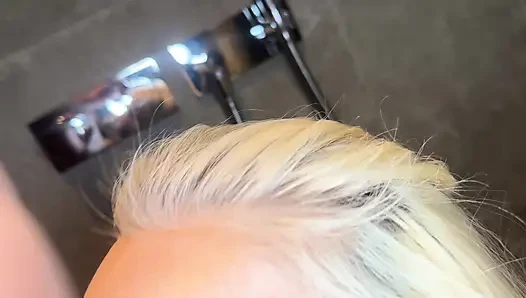 Er gesellte sich mir in die dusche ... und die Dinge eskaliert