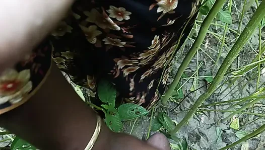 I fucked her while she was in the jute field and had a lot of fun, then I ejaculated in her vagina.