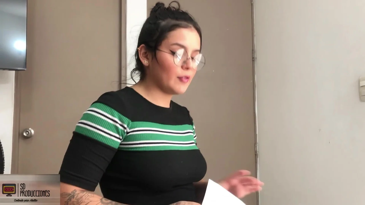Bu güzel fahişeyi dairemde sikmek ne kadar lezzetli - İspanyolca porno