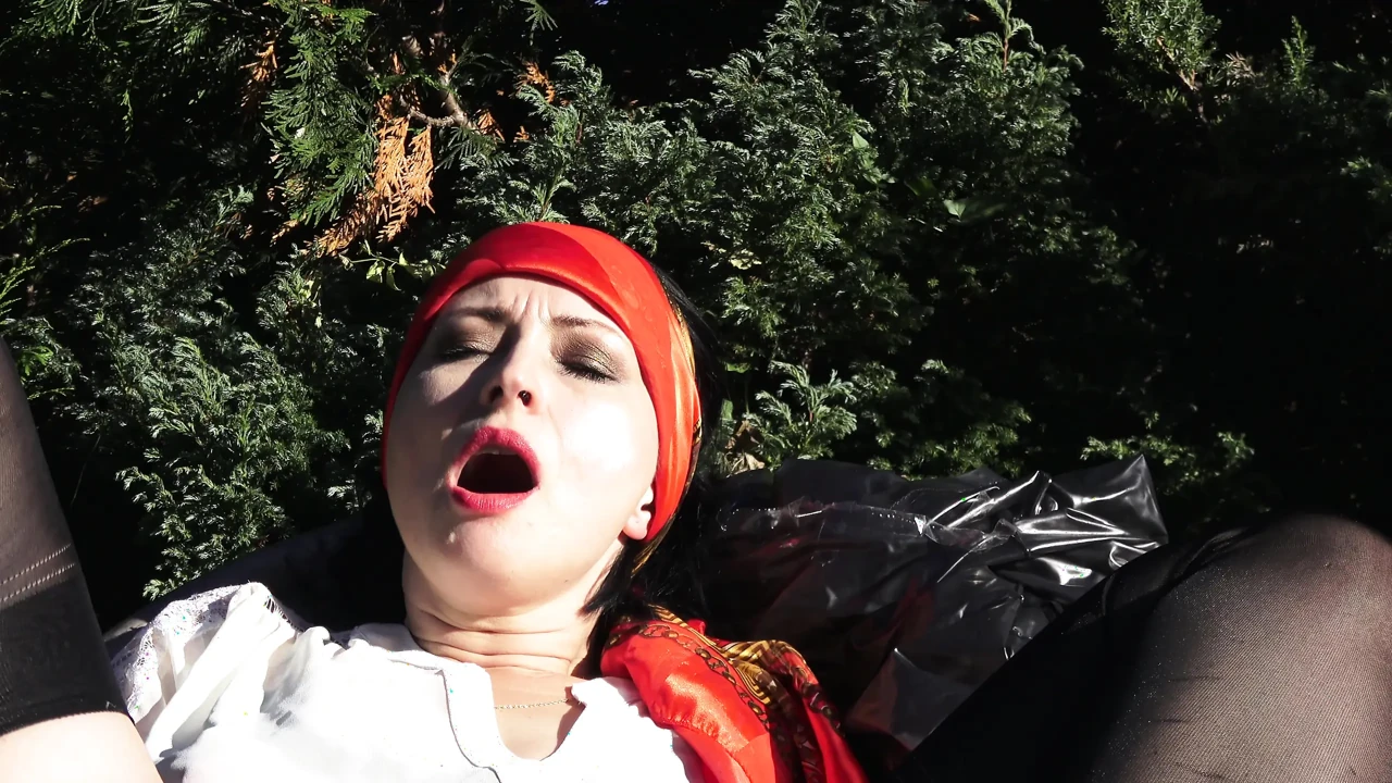 Wanilianna's Indian Summer Part 2 in 4K