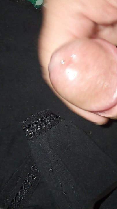 3 squirts on the same panties