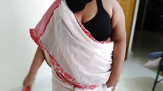 Padosi Ladaka Jabardasti Chudai Desi Muslim 55 year old Aunty Jabaki Safai Ghar - Huge Cum on Her Behind