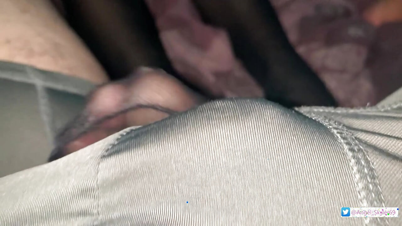 Hot girl gives her boyfriend a hard footjob session and makes him eat his own cum