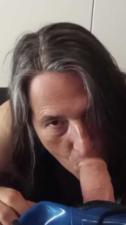 German blows old cock with passion | Clip 1