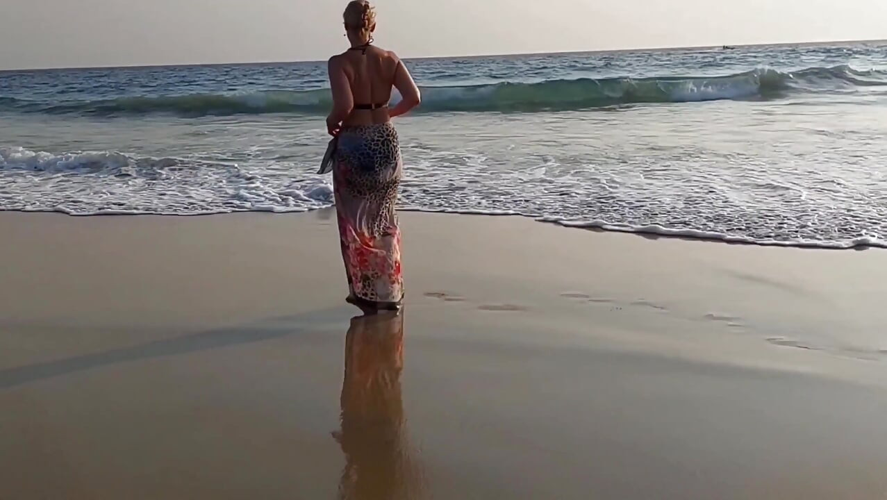 Mature Blonde Amateur Wife Enjoys Sex