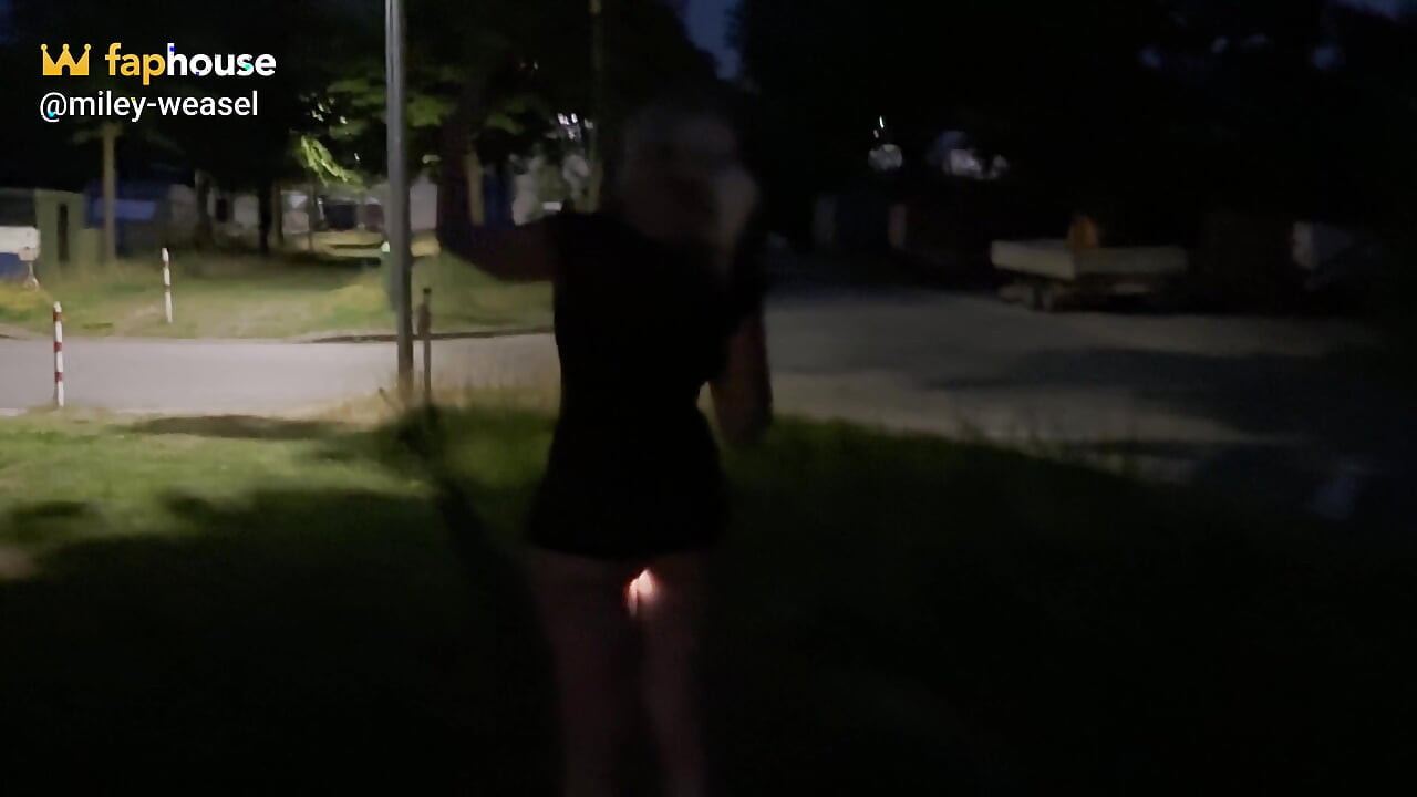 Dirty Nylon Slut Gets Fucked on the Street