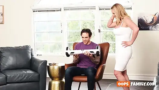 Stepmom in the Limelight: A Sizzling XXX Porn Scene!