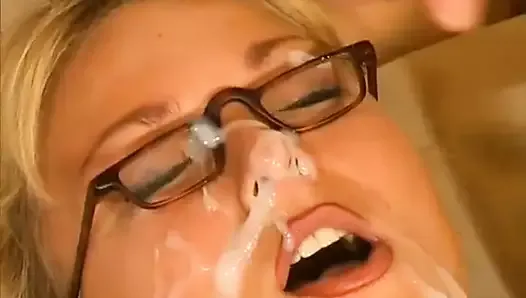 Messy facial after good anal