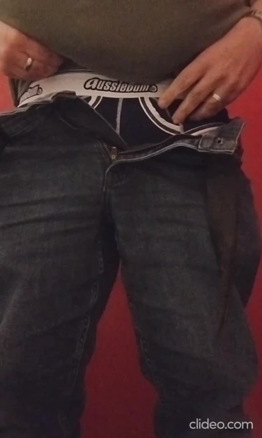 Pissing #007