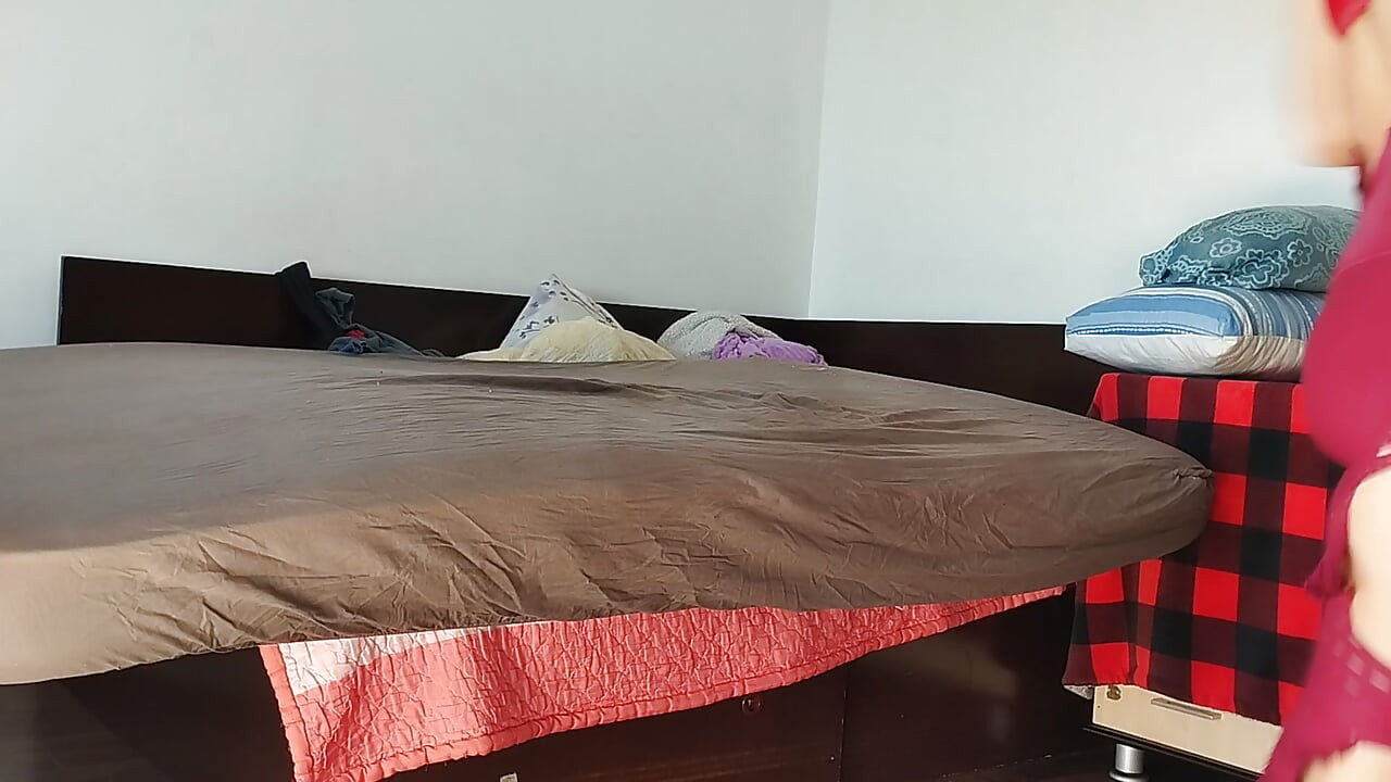 Sexy mom has fun trying on and cutting dresses. Sexy wife dancing naked in the house.