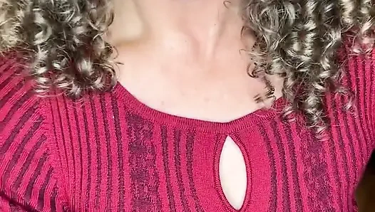 Candy вернулась, и она так шаловлива!! Она просто не может помочь себе, она идет к терапевту и угадай, что она в конечном итоге доделывается