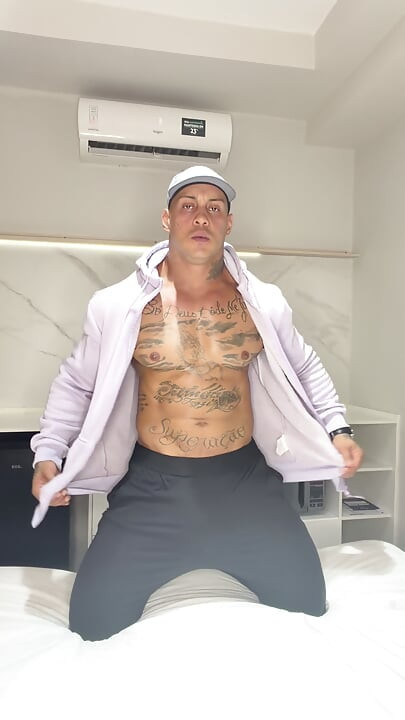 Straight Dl Brazilian Thug Fucks Big Booty Black American