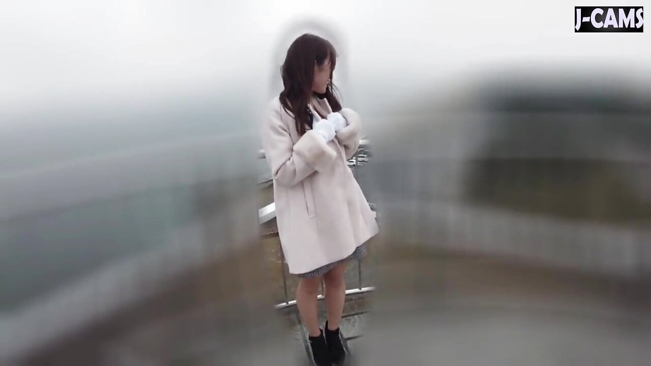 Affectionate Busty Tour Guide Teases with Sweet Exposure and a Willing Smile Part 2