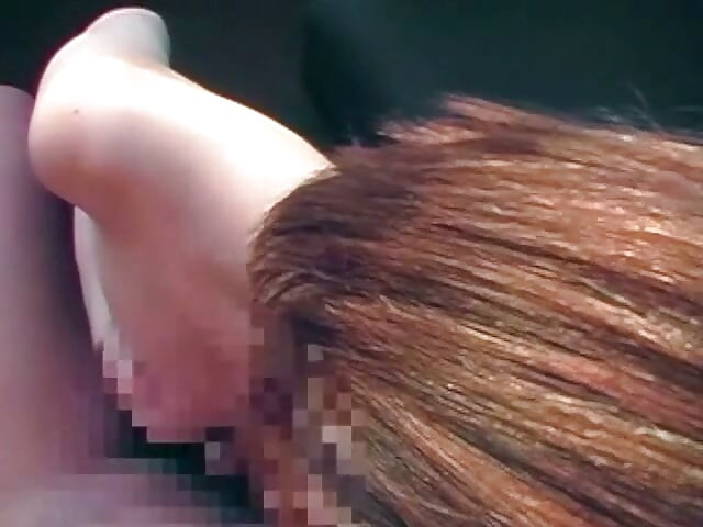 热辣的日本宝贝与巨大的奶子