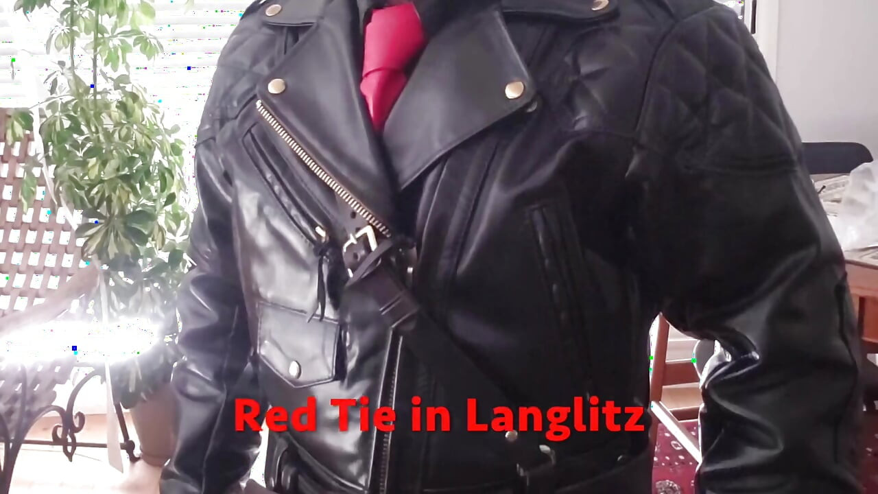 Red Tie in Full Langlitz