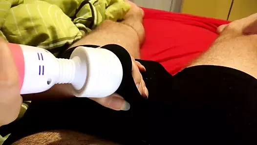 Er kam in meiner Unterwäsche mit meinem Zauberstab, zuckender Oprgasmus, Sperma tropfte über seine Boxer