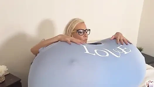 Aufgeheizte Anhitzung lässt meine titten zum größten wachsen! Wer wusste, dass eine warme Warmherzigkeit möpse größer machen kann?