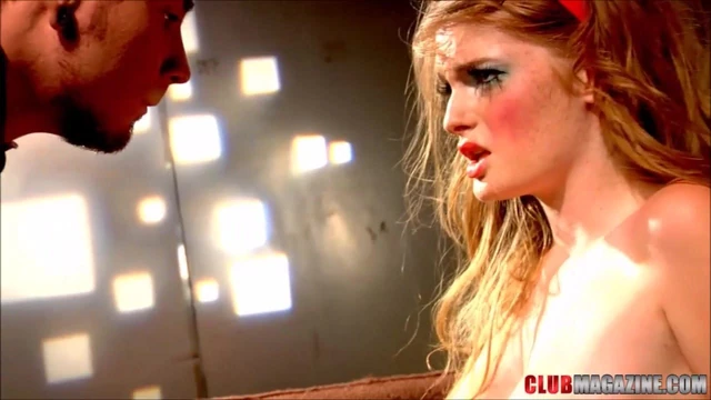 Faye Reagan Sucks A Thick Schlong