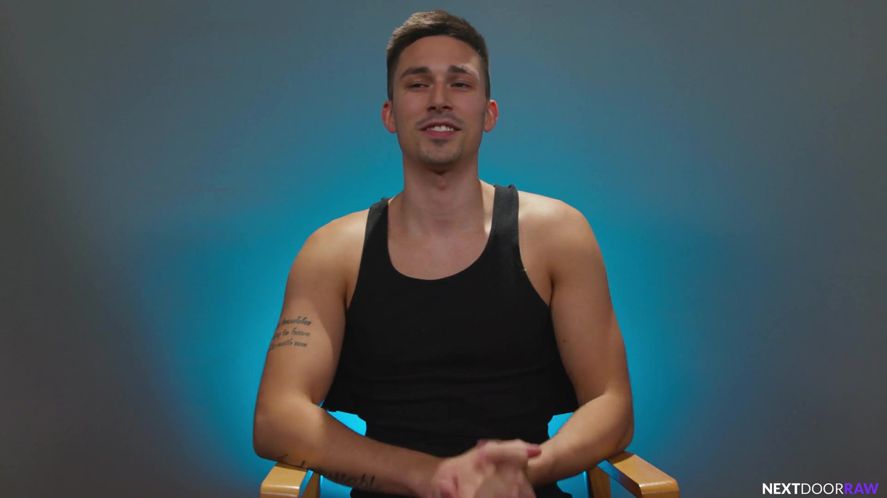 华丽的twnk性感翻转乱搞现实生活中的tatted BF大屁股