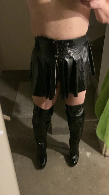 Knee-high heel boots and leather mini on the ass. Wonderful crossdresser clothes. Basement fuck rag for free!