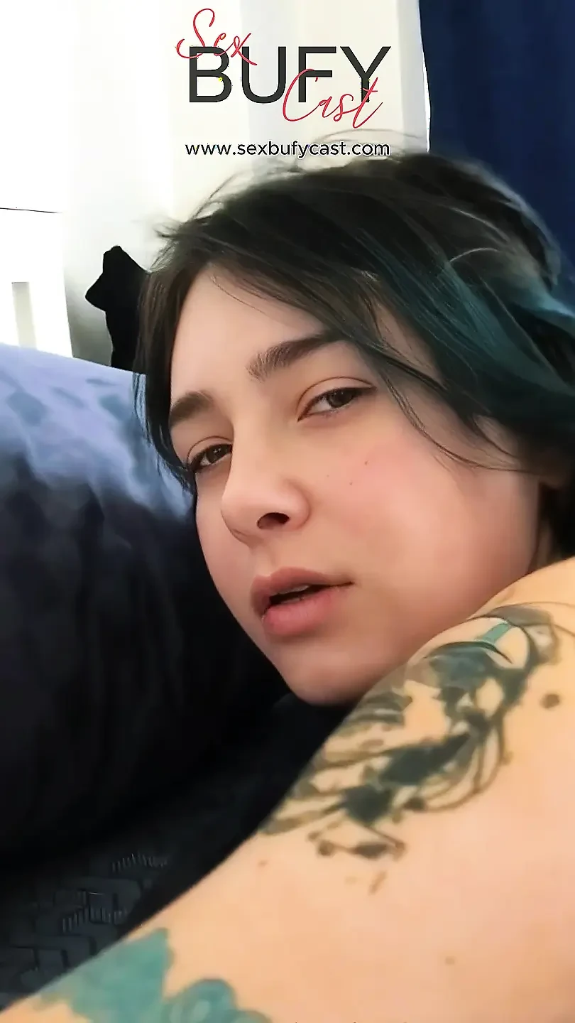 Sisko ama gideri var. Türk kız.