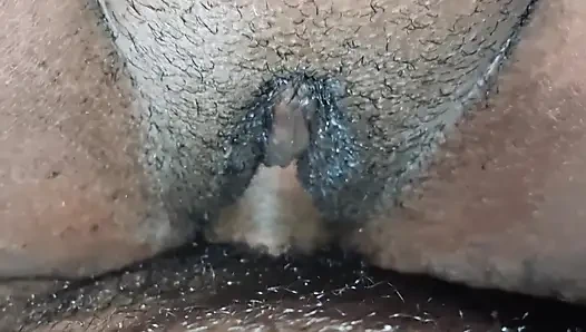 Fucking the pussy of the hot milf I met at the gym