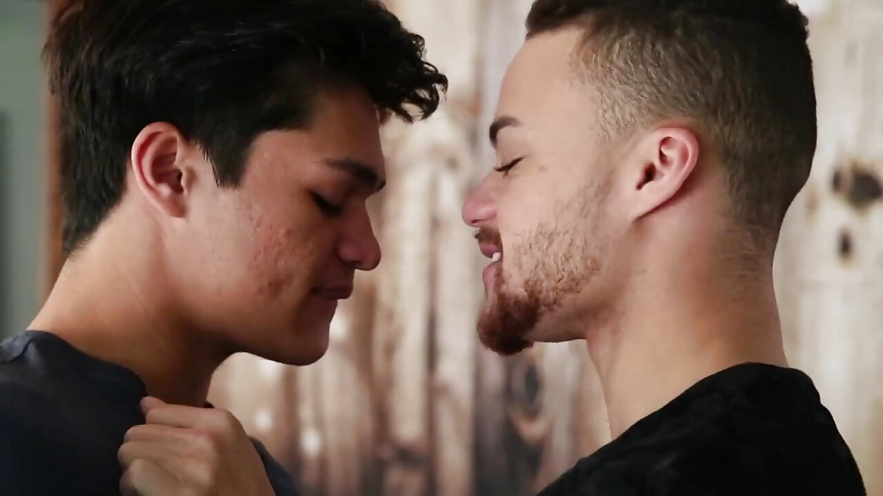 Twinkpop - Young Love - Beaux Banks, Kai Mahi