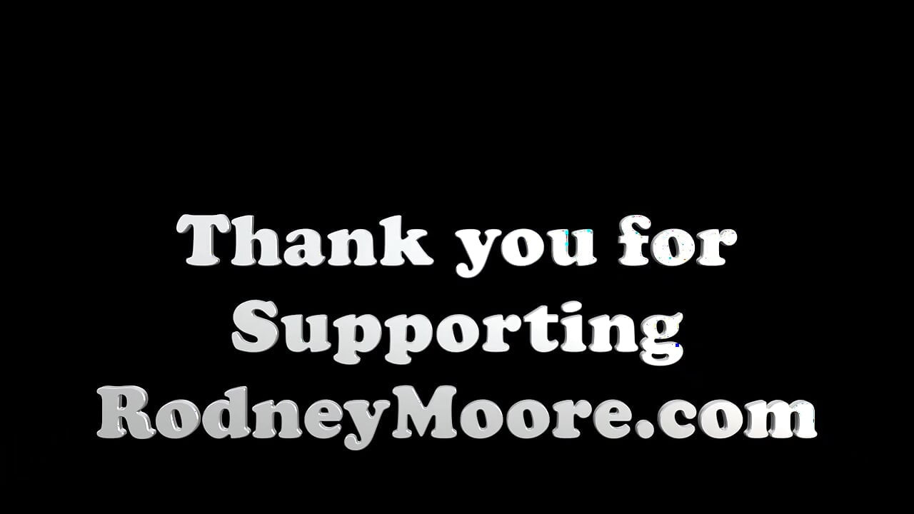 털이 무성한 인도 소녀